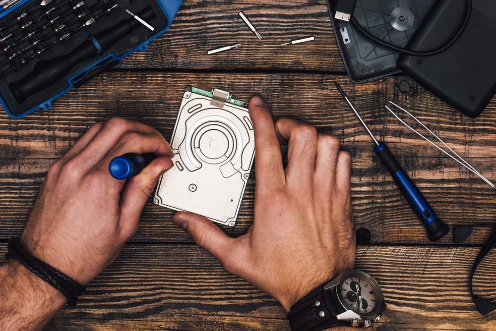 dismantle electronics